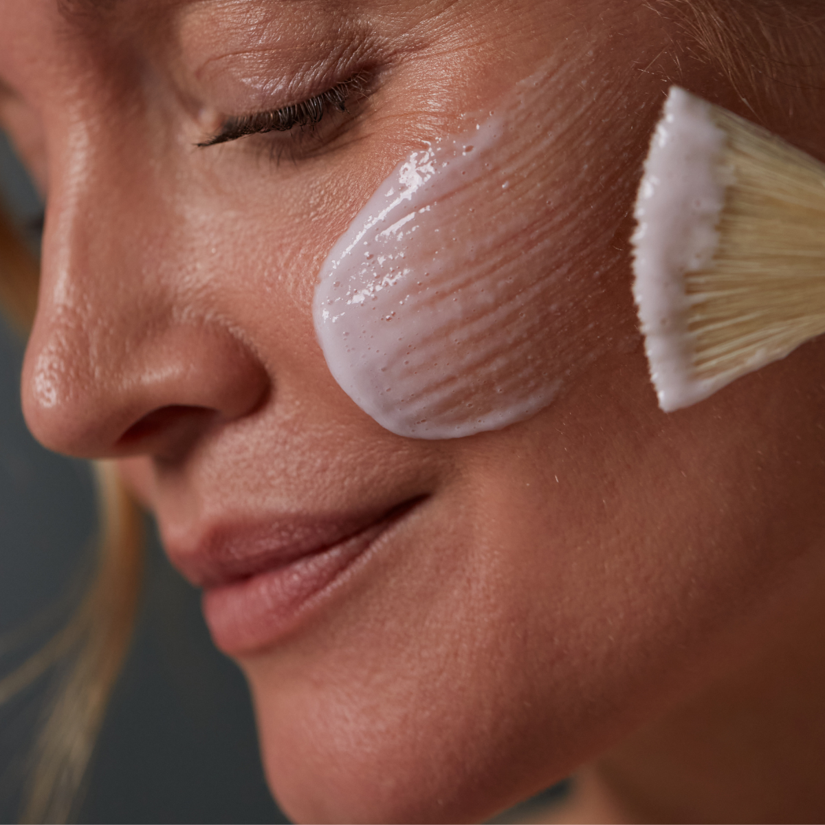 Textur Enzyme Peeling Gesichtspeeling mit Bio Aloe Vera, Kürbisferment und Mandelöl