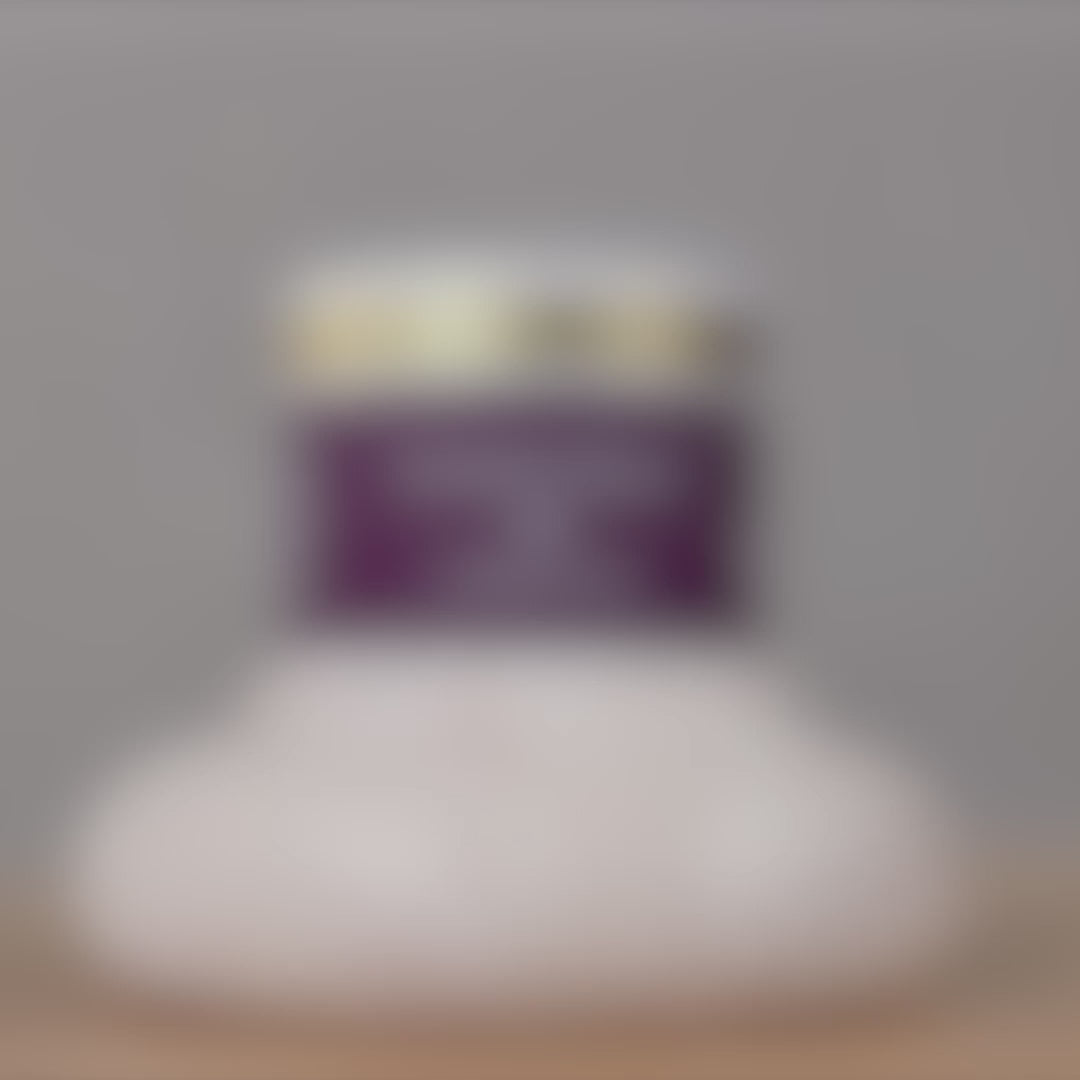 Erklärvideo Love Your Age Power cream durch Cathrin Lorenscheit Schulungsleitung Pharmos Natur