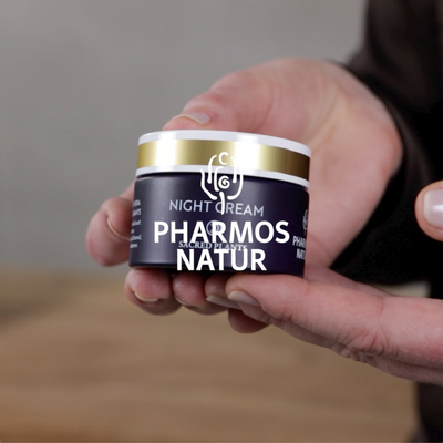 Produkterklärung Night Cream durch Cathrin Lorenscheit - Schulungsleitung Pharmos Natur