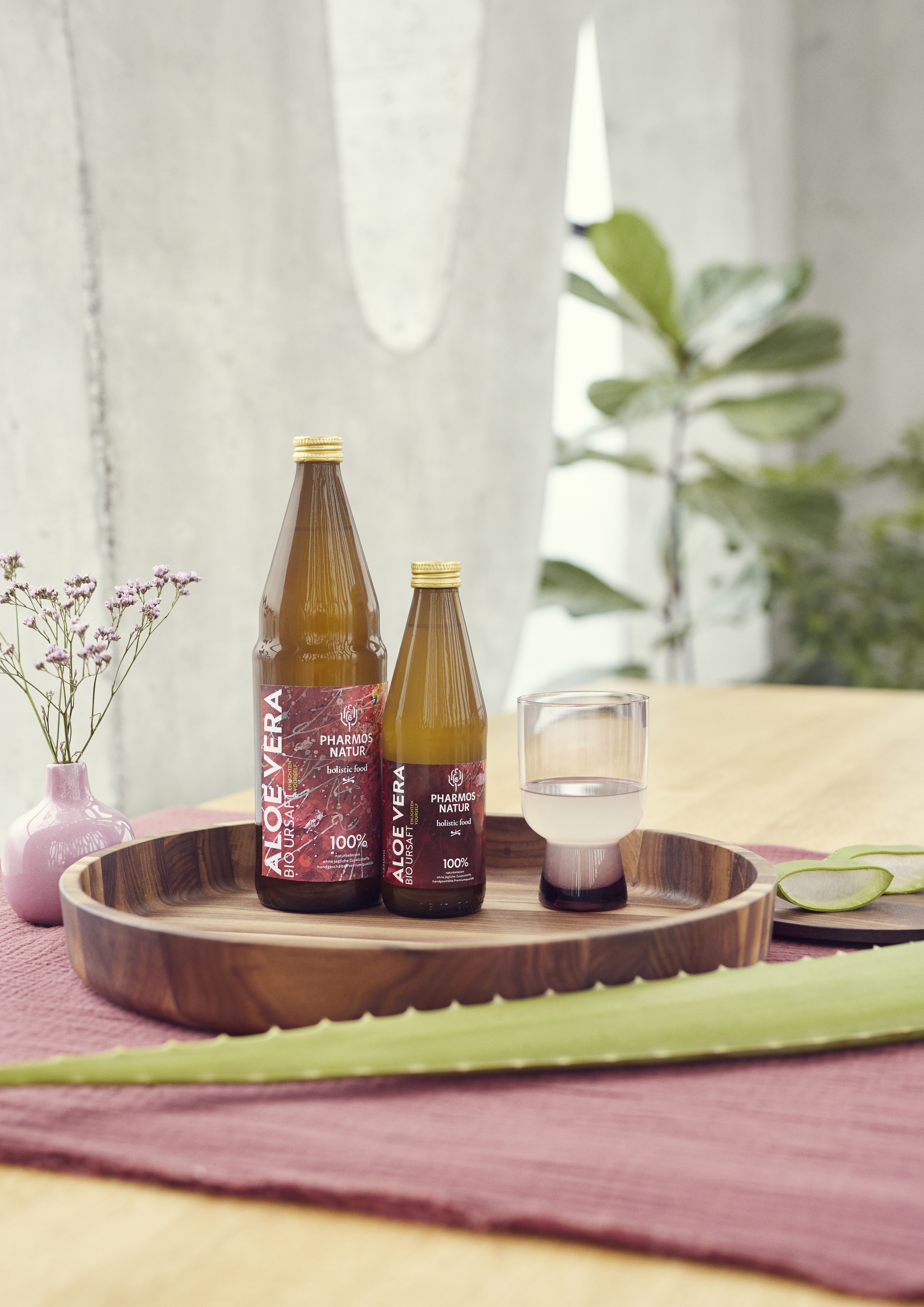 Drei mal Aloe Vera Bio Ursaft dunkle Flasche mit farbigem Etikett Große Größe