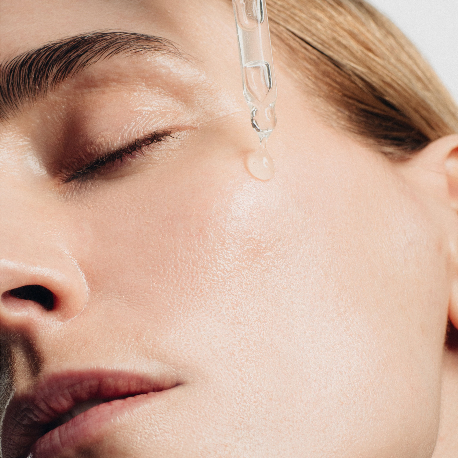 Lift & Repair Hyaluronic Serum