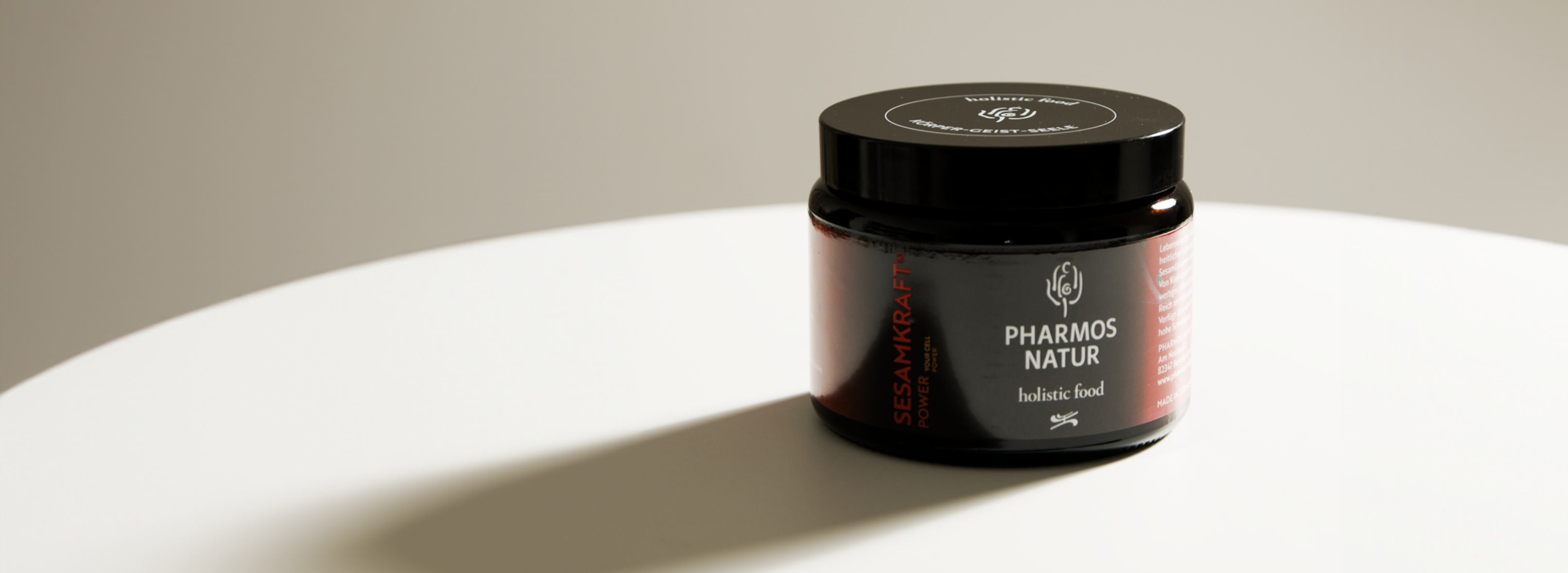 Empower Yourself mit natürlichen Pflanzenkraftstoffen | PHARMOS NATUR