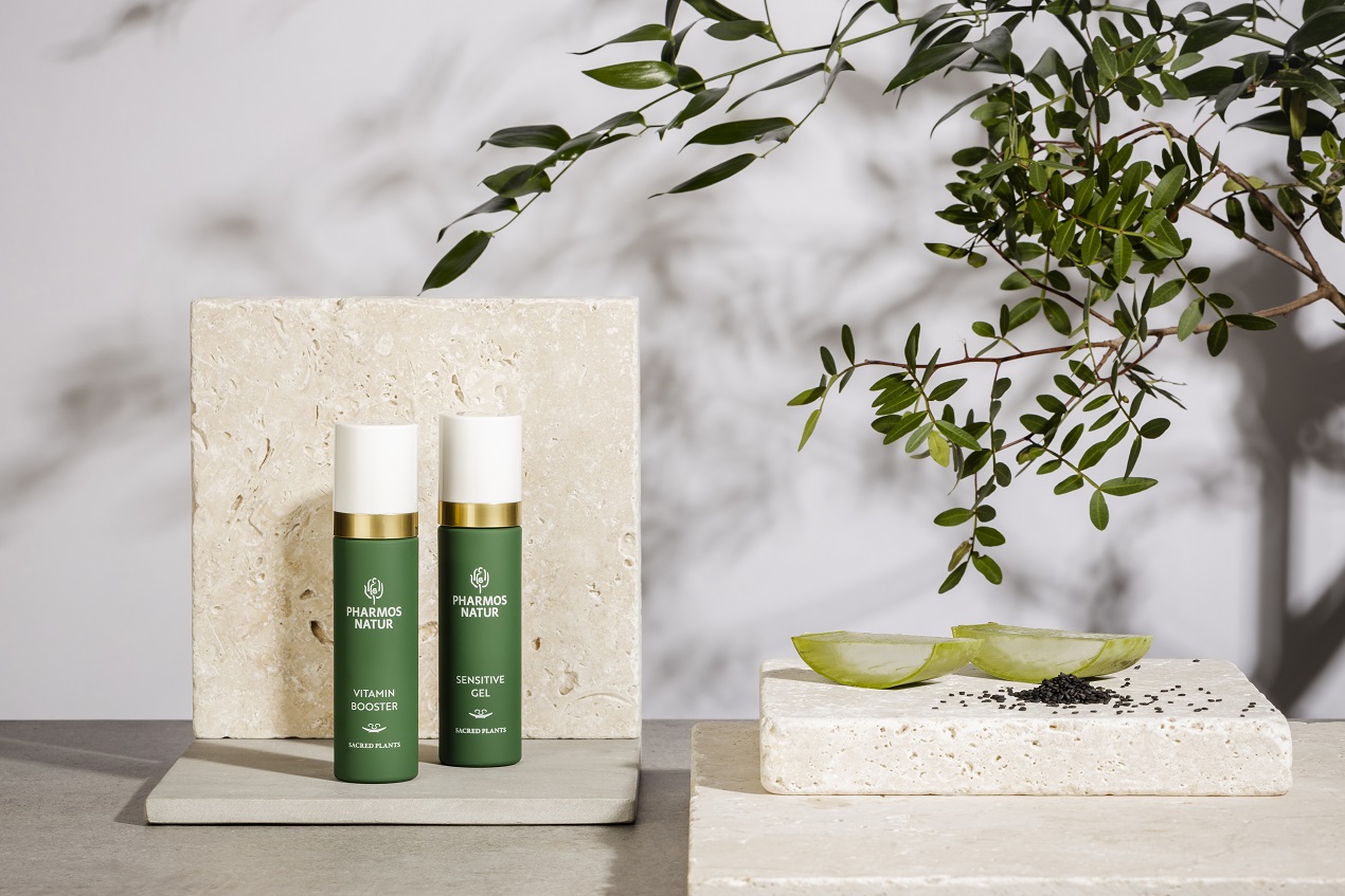 Produktlinie Moisturizing Serum mit Vitamin Booster und Sensitive Gel
